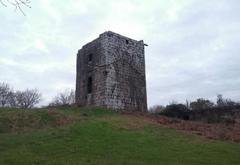 Torre de Guimarei, Spain